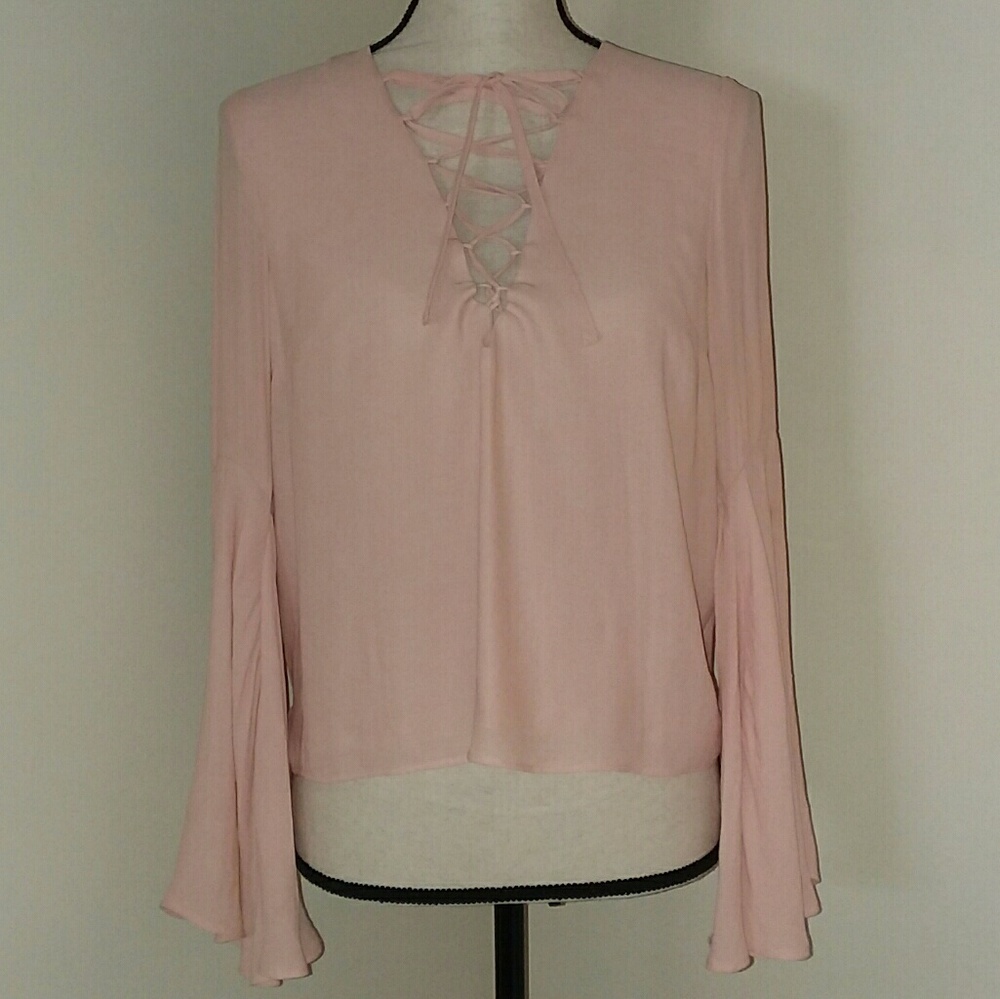 NWT • Forever 21 • Woven Blush Top • Size Small